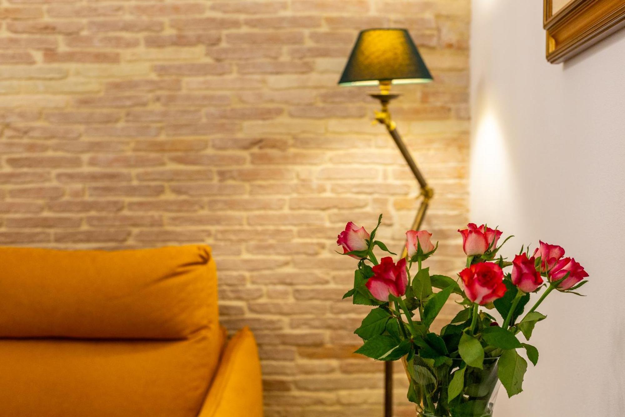 Appartement Mch-Marina Charming House à Cagliari Extérieur photo