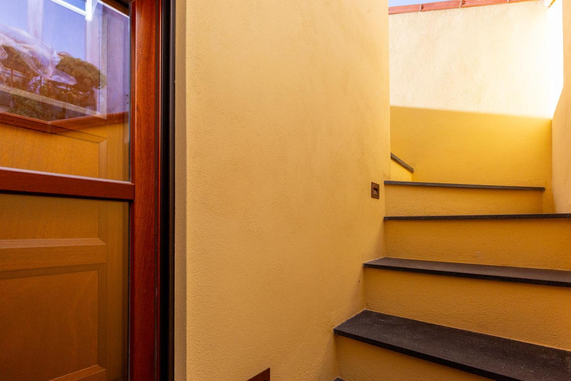 Appartement Mch-Marina Charming House à Cagliari Extérieur photo