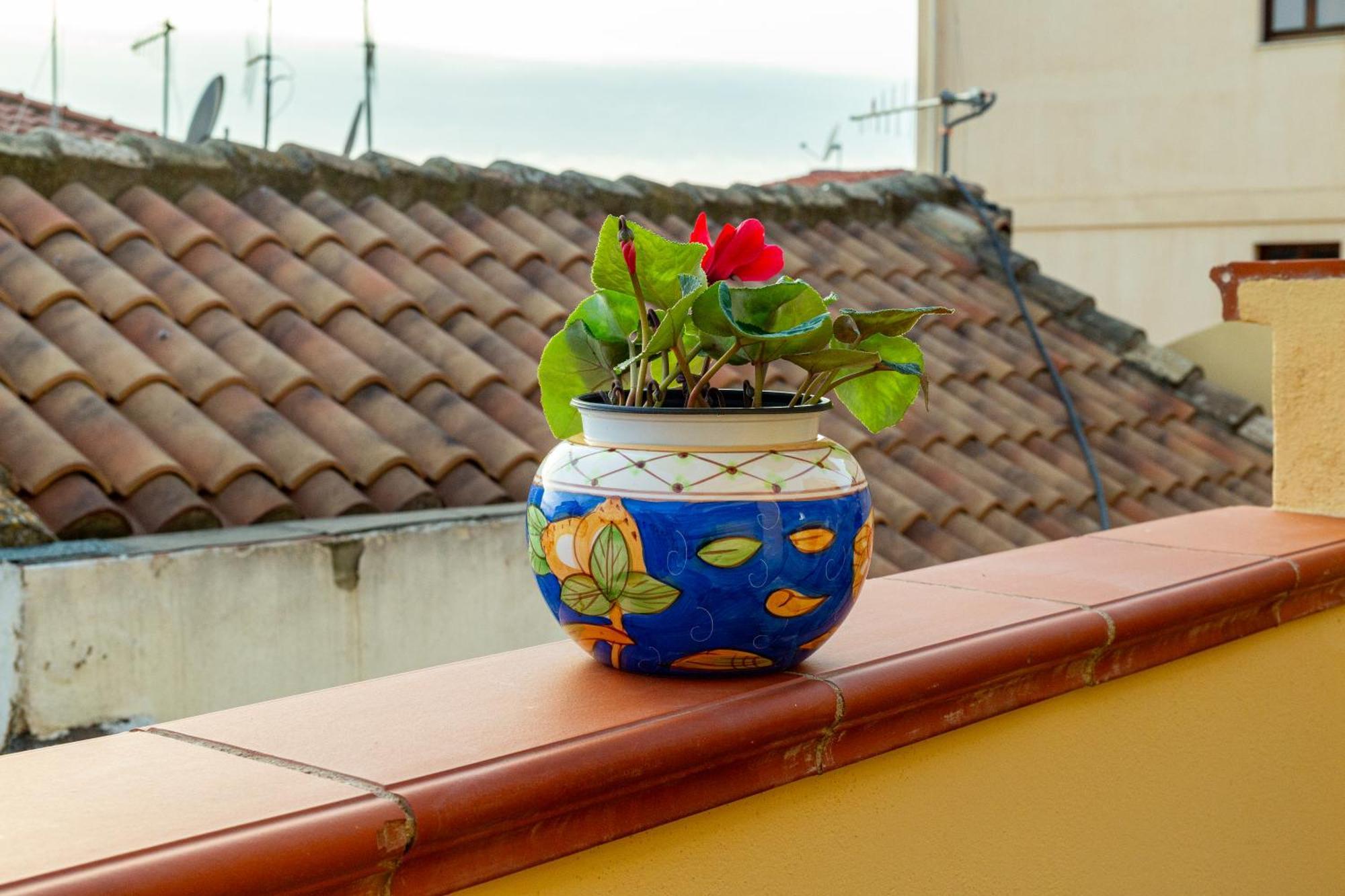 Appartement Mch-Marina Charming House à Cagliari Extérieur photo