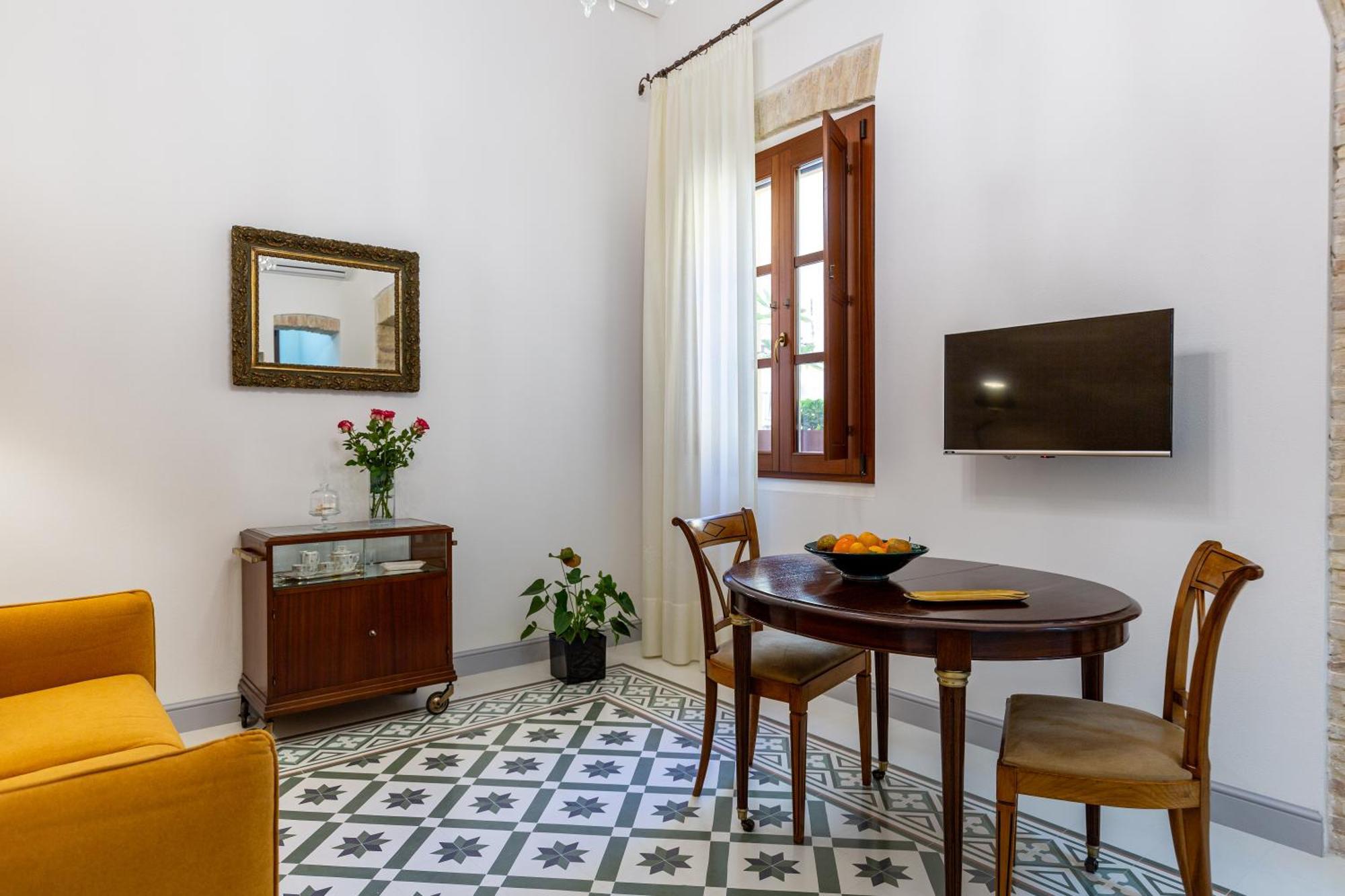 Appartement Mch-Marina Charming House à Cagliari Extérieur photo